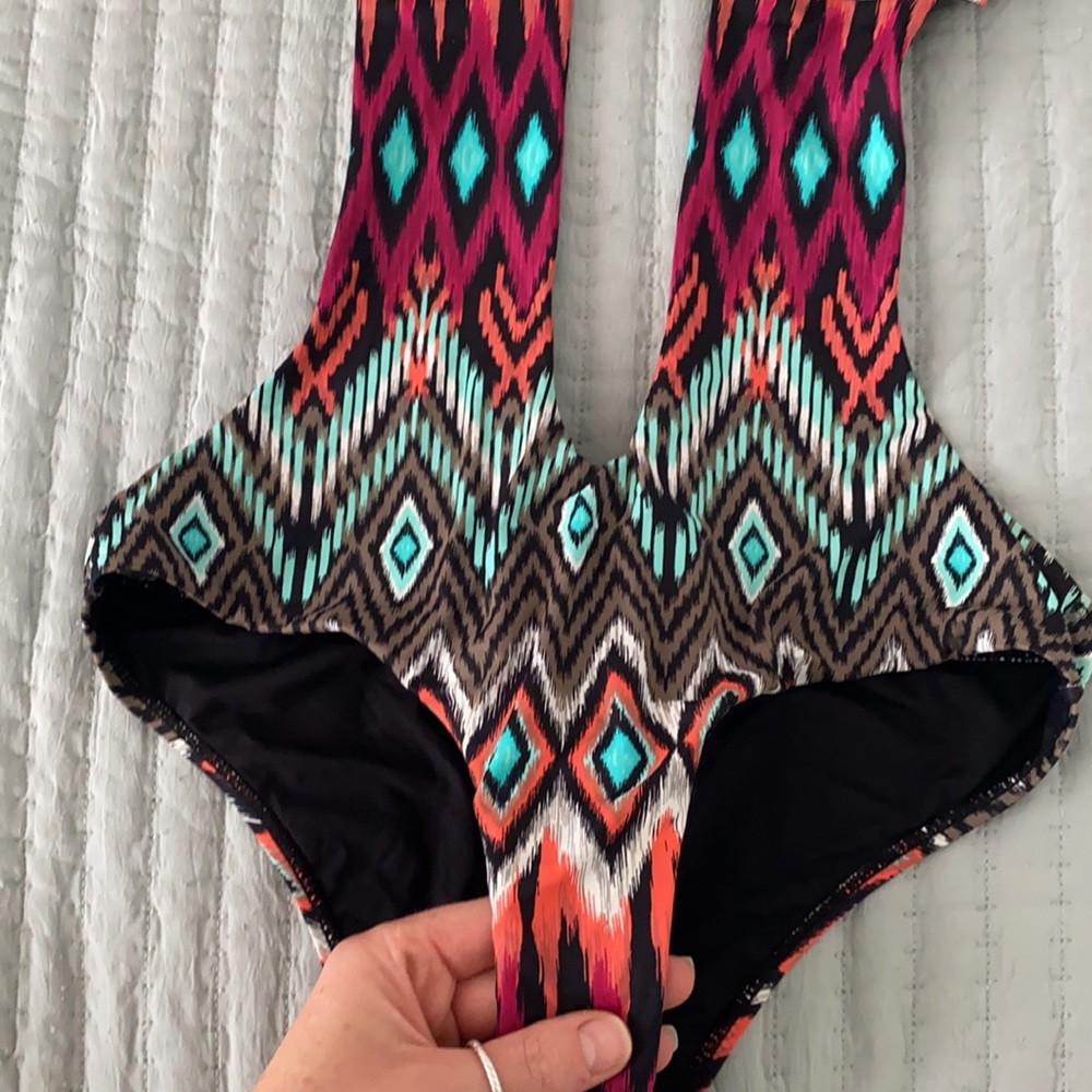 OndadeMar multicolor cut out one piece Brazilian bikini - Picture 2 of 8